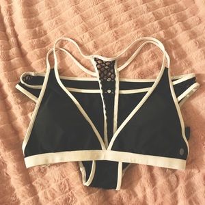Zella Bikini Swim Set Triangle Black and White- S